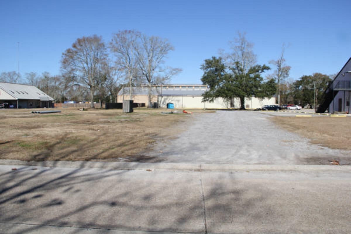 4266 West Main Street