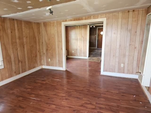 616 Locust St