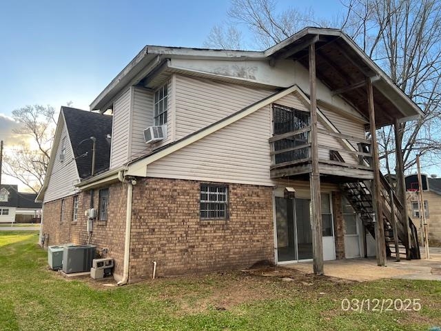 6861 West Main Street