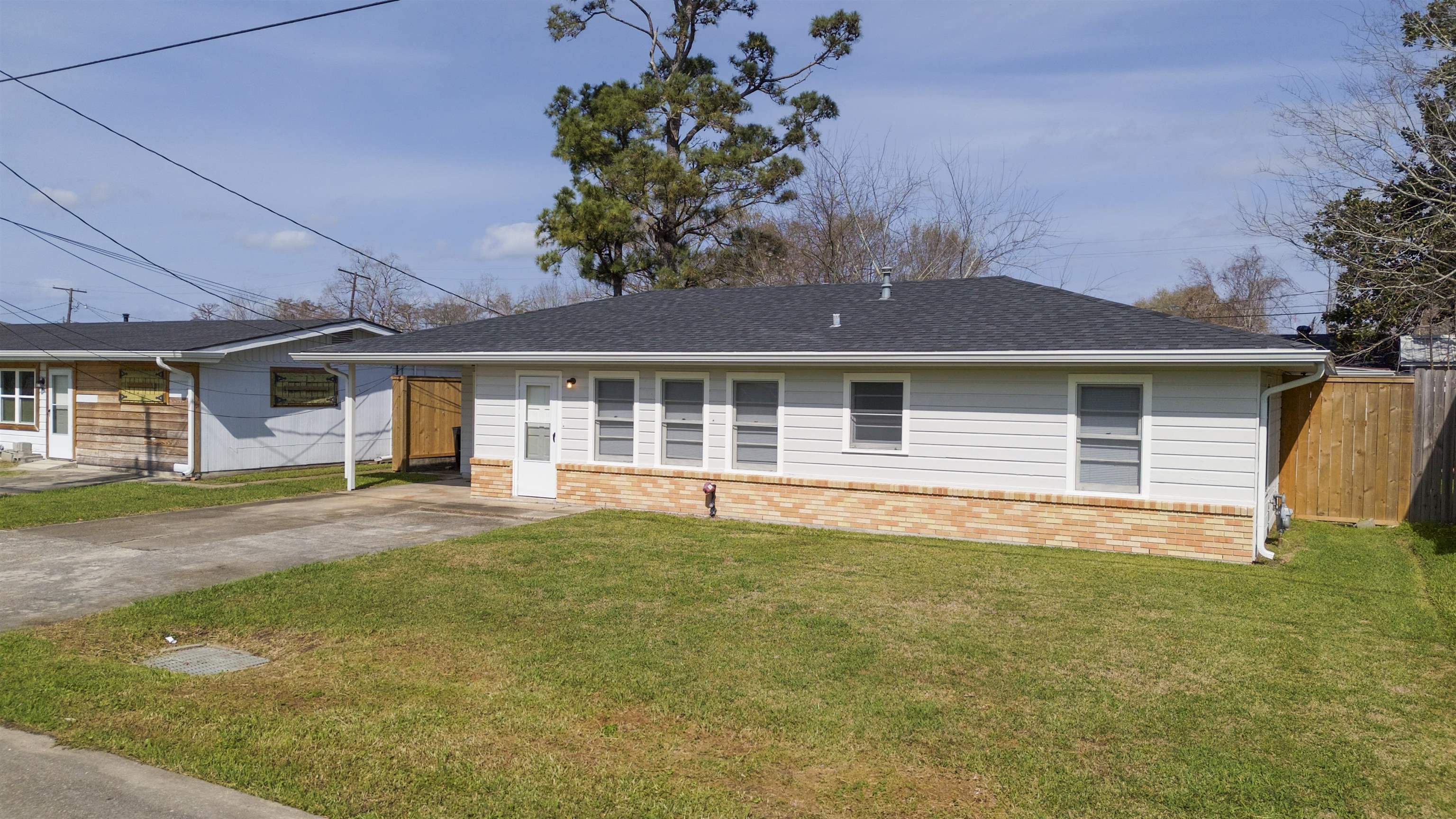 414 Jean St