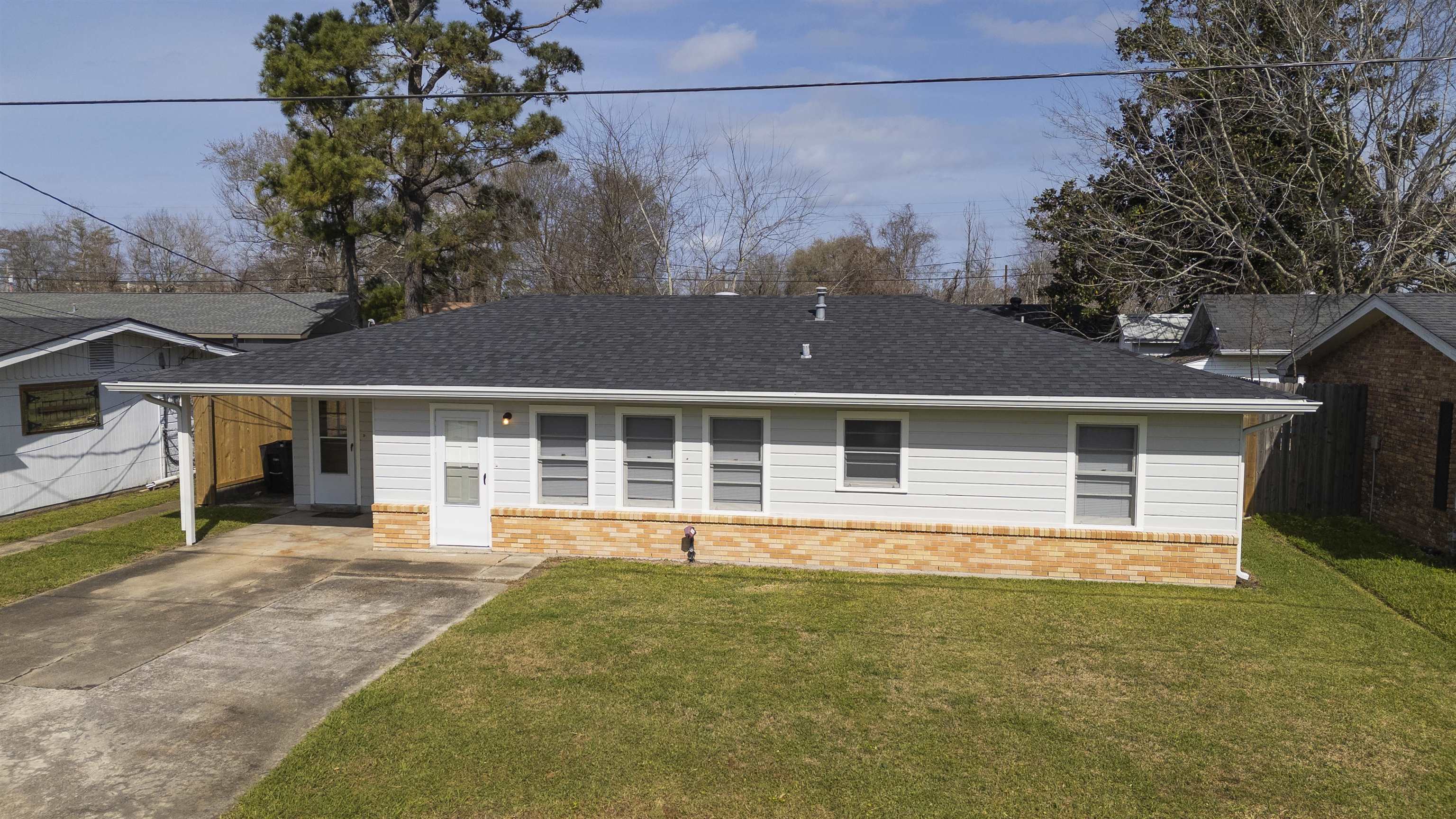 414 Jean St