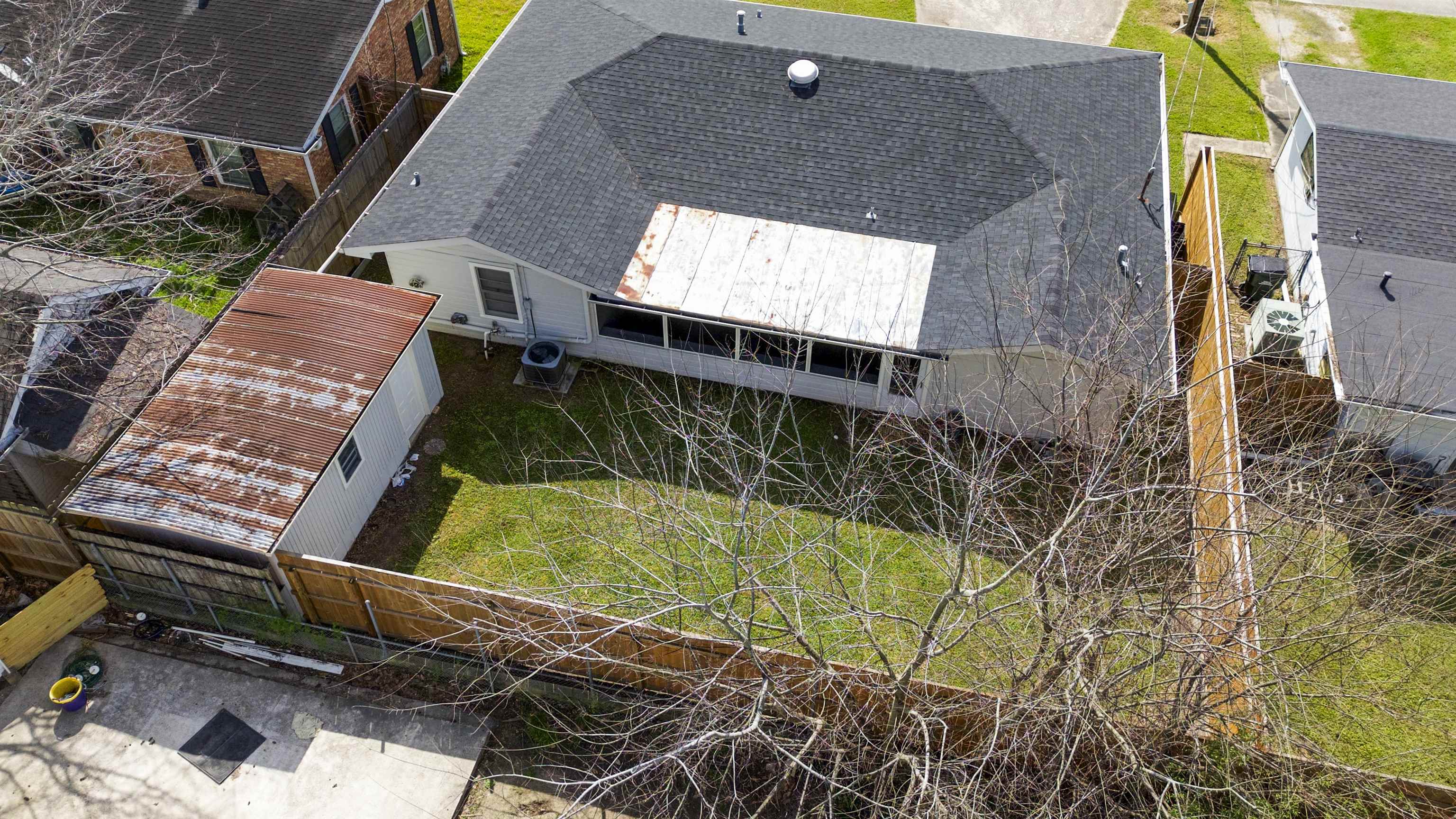414 Jean St