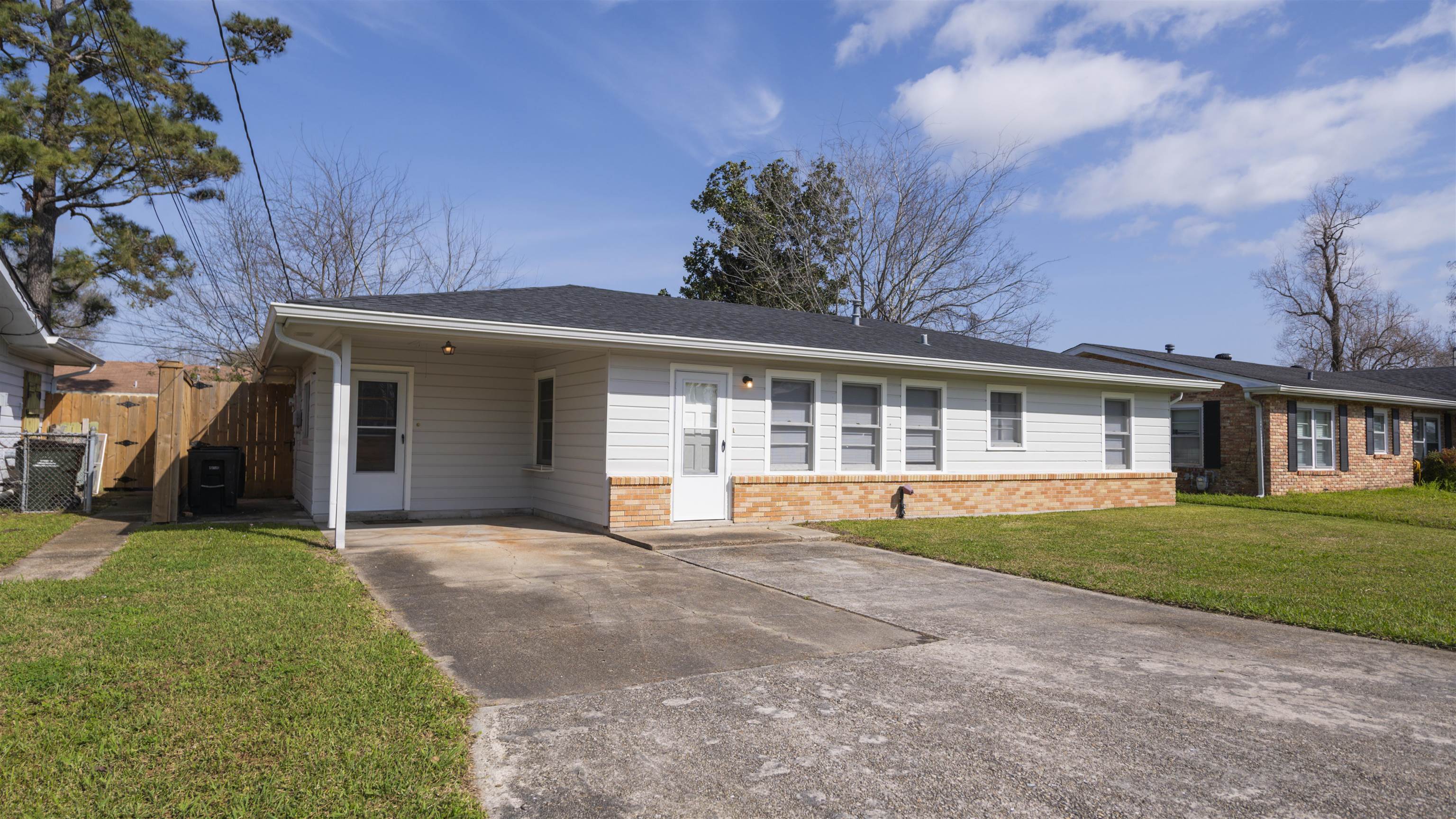 414 Jean St