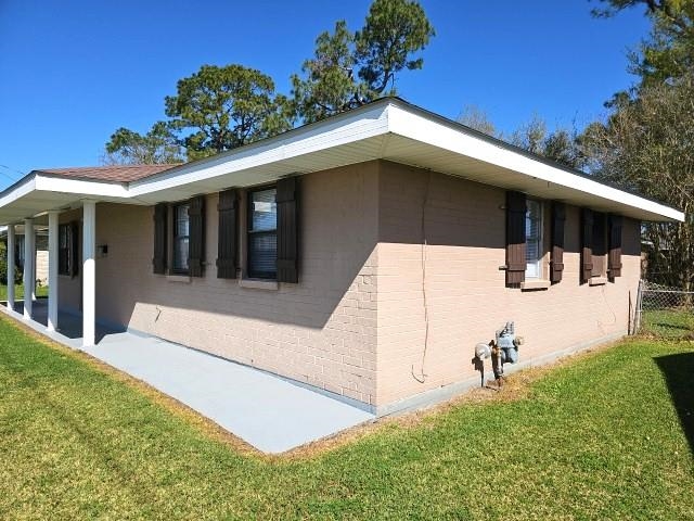 809 Parish Rd