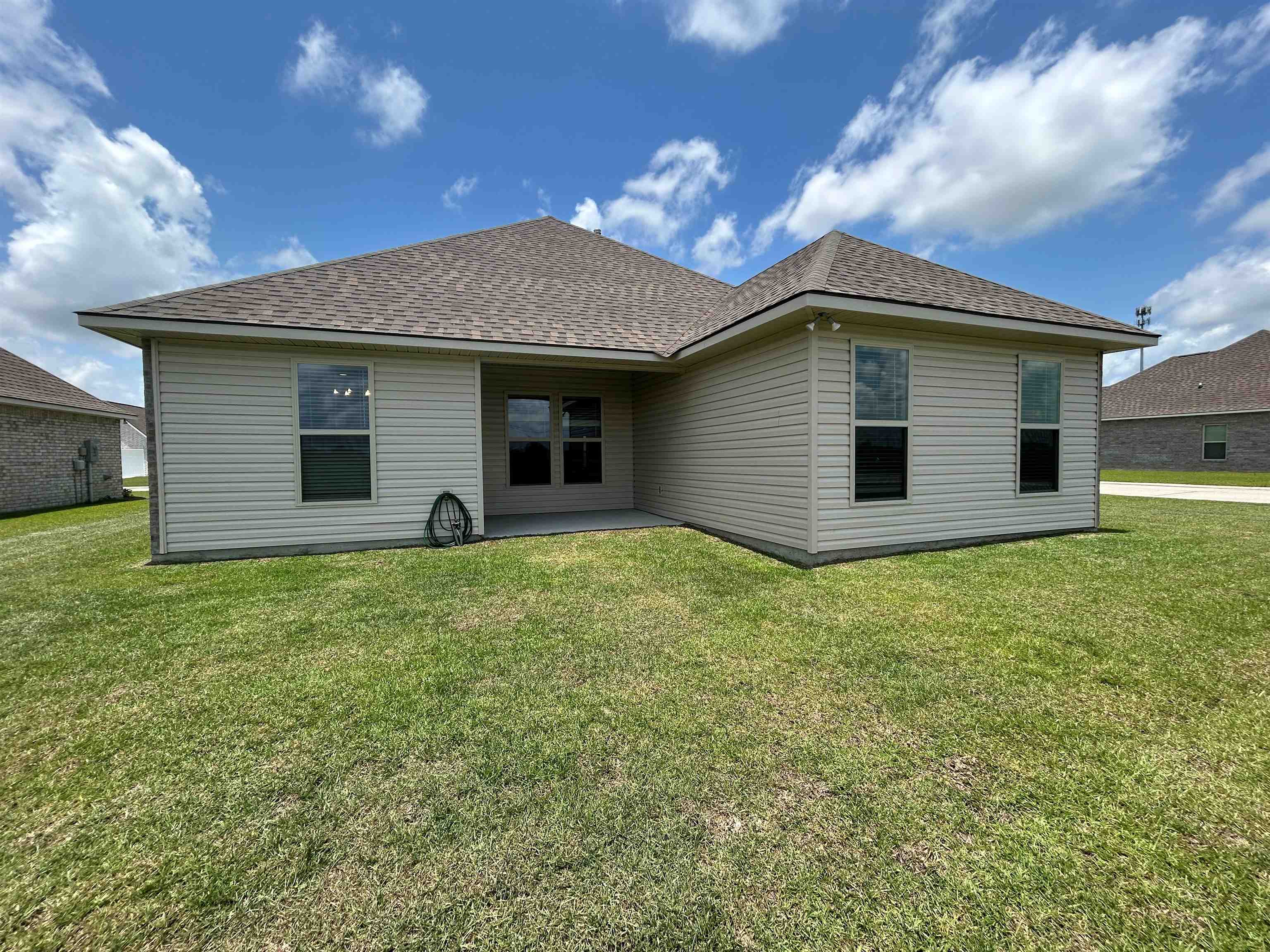 179 Pond Dr