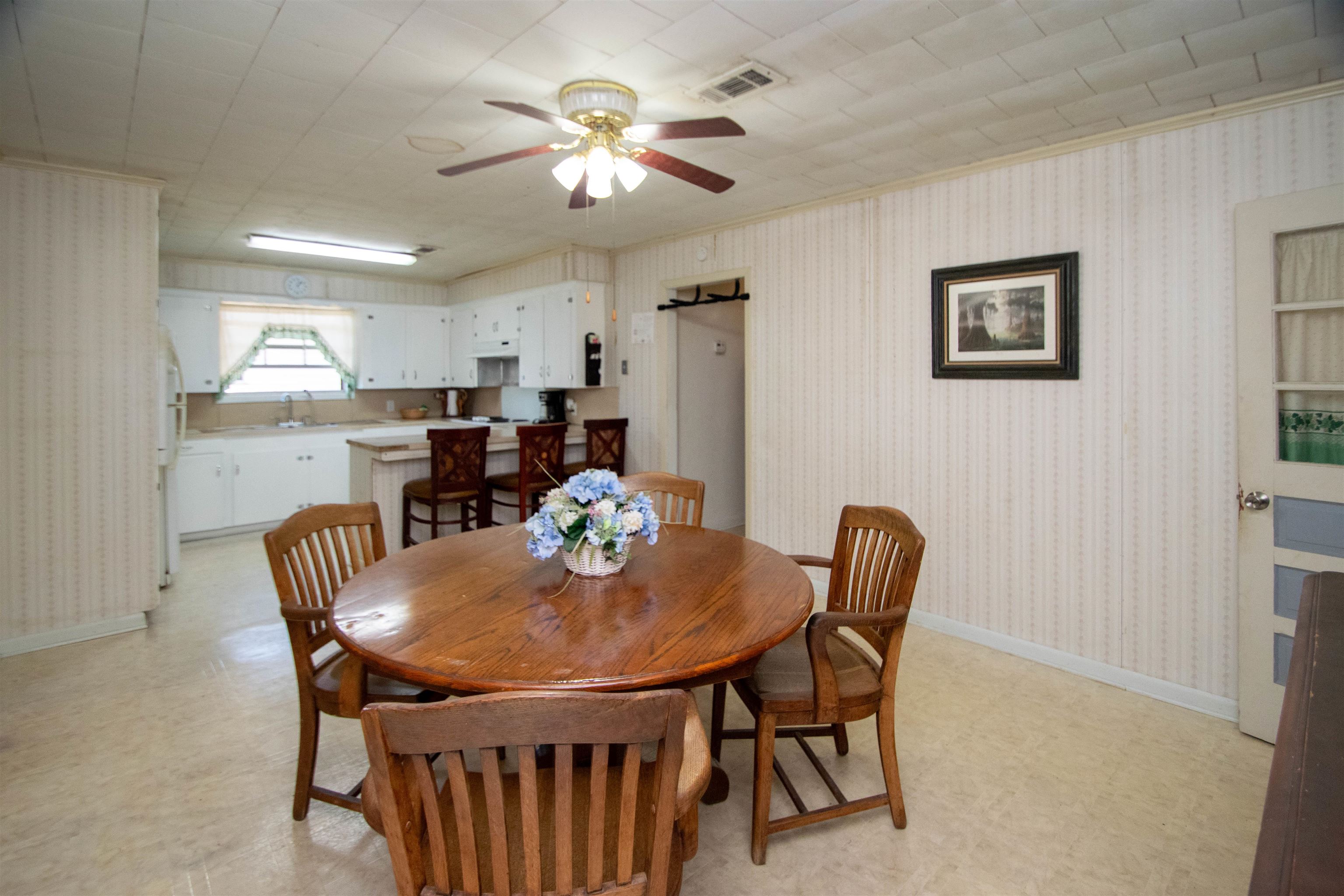 1028 Levee Rd