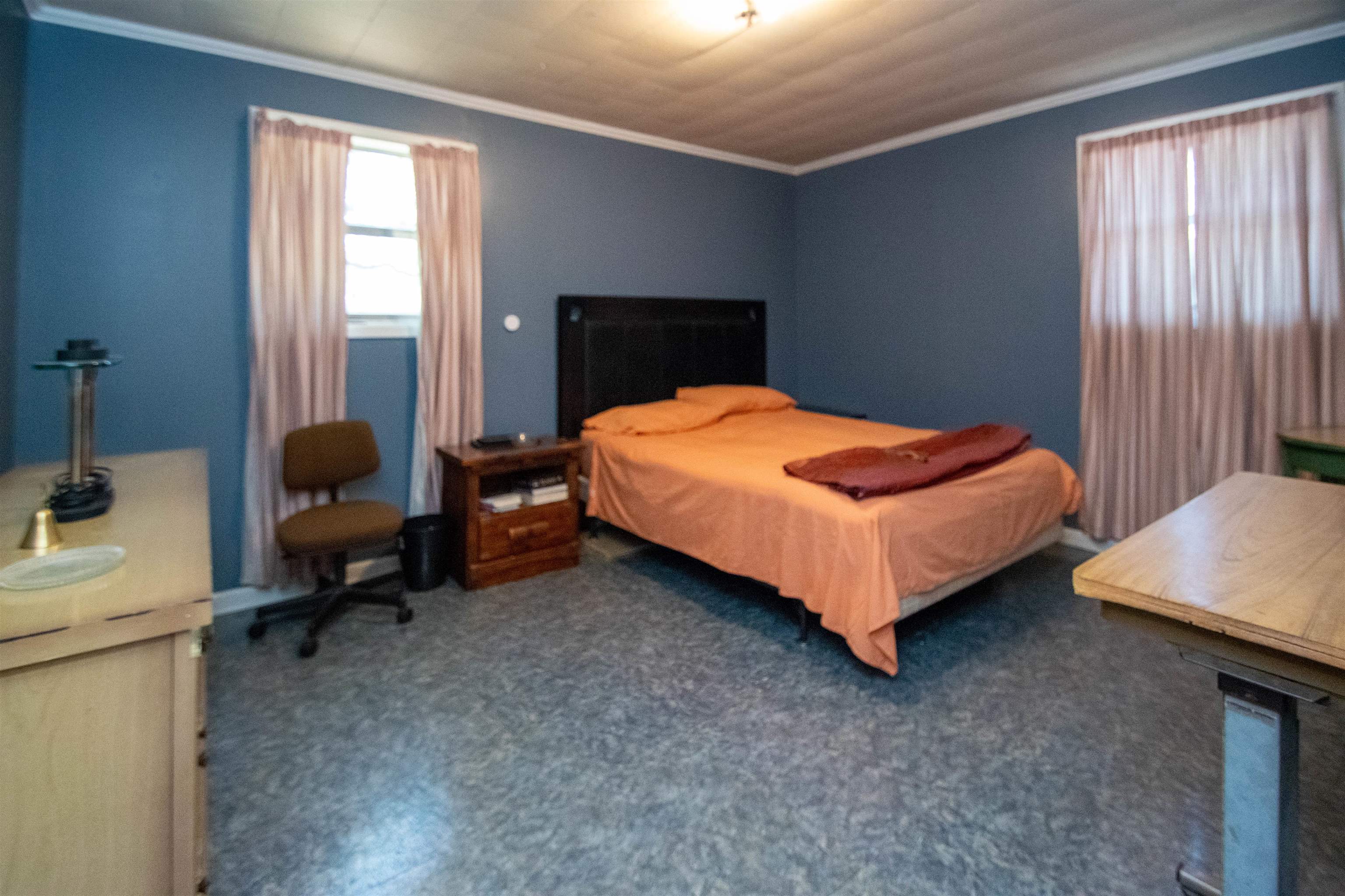 1028 Levee Rd