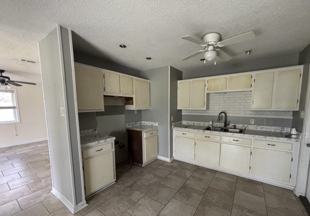1209 Romy Dr