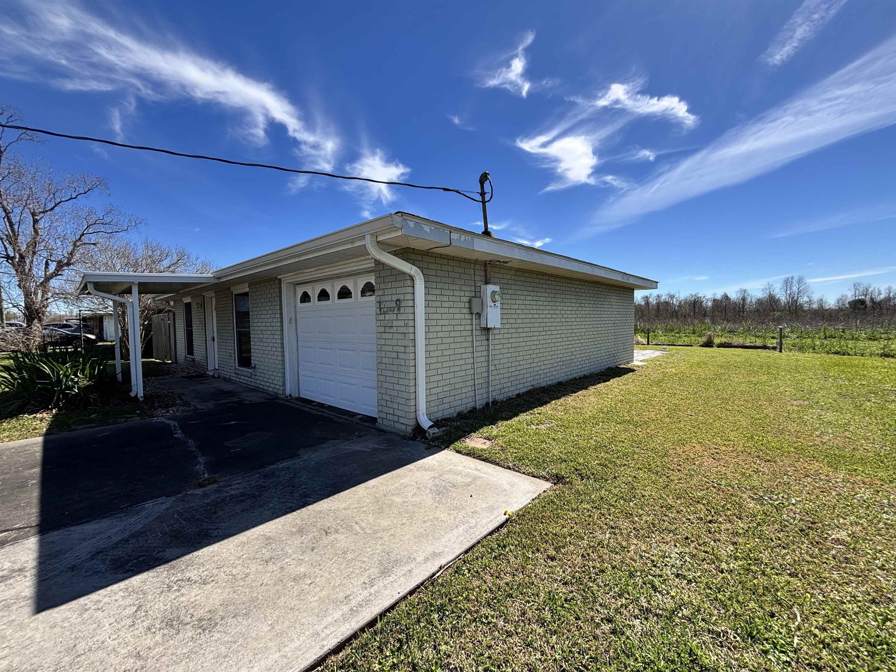 1209 Romy Dr
