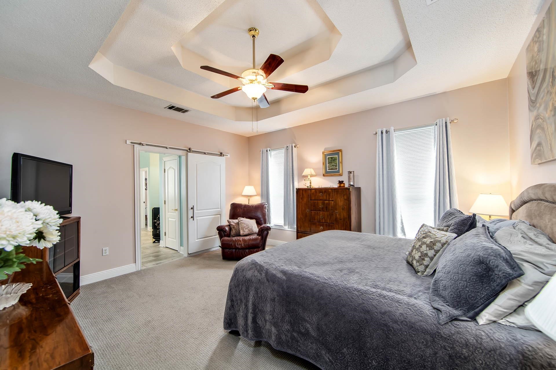 146 Meandering Way