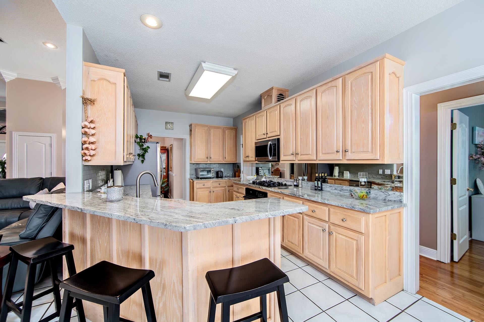 146 Meandering Way