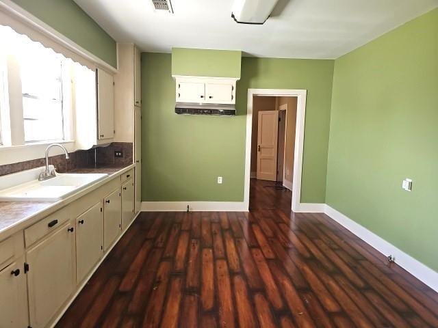 229 Convent St