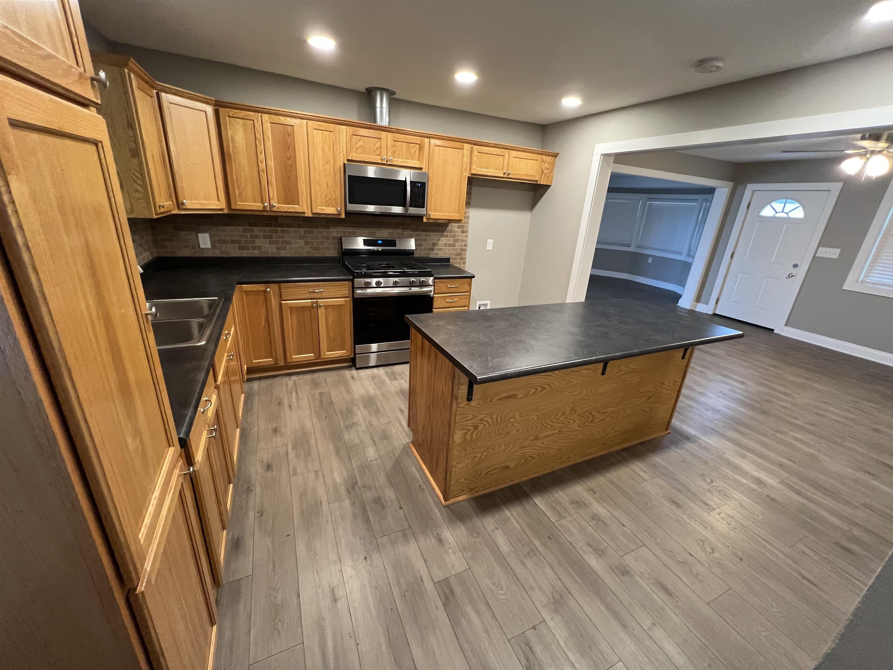 318 Walnut St