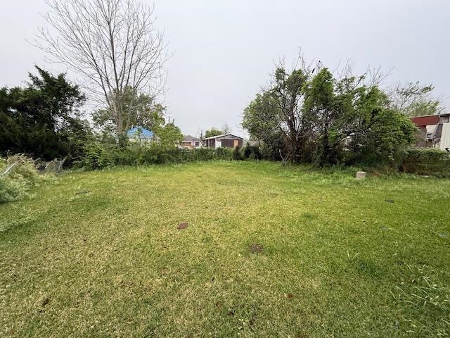 2620 Isaac St