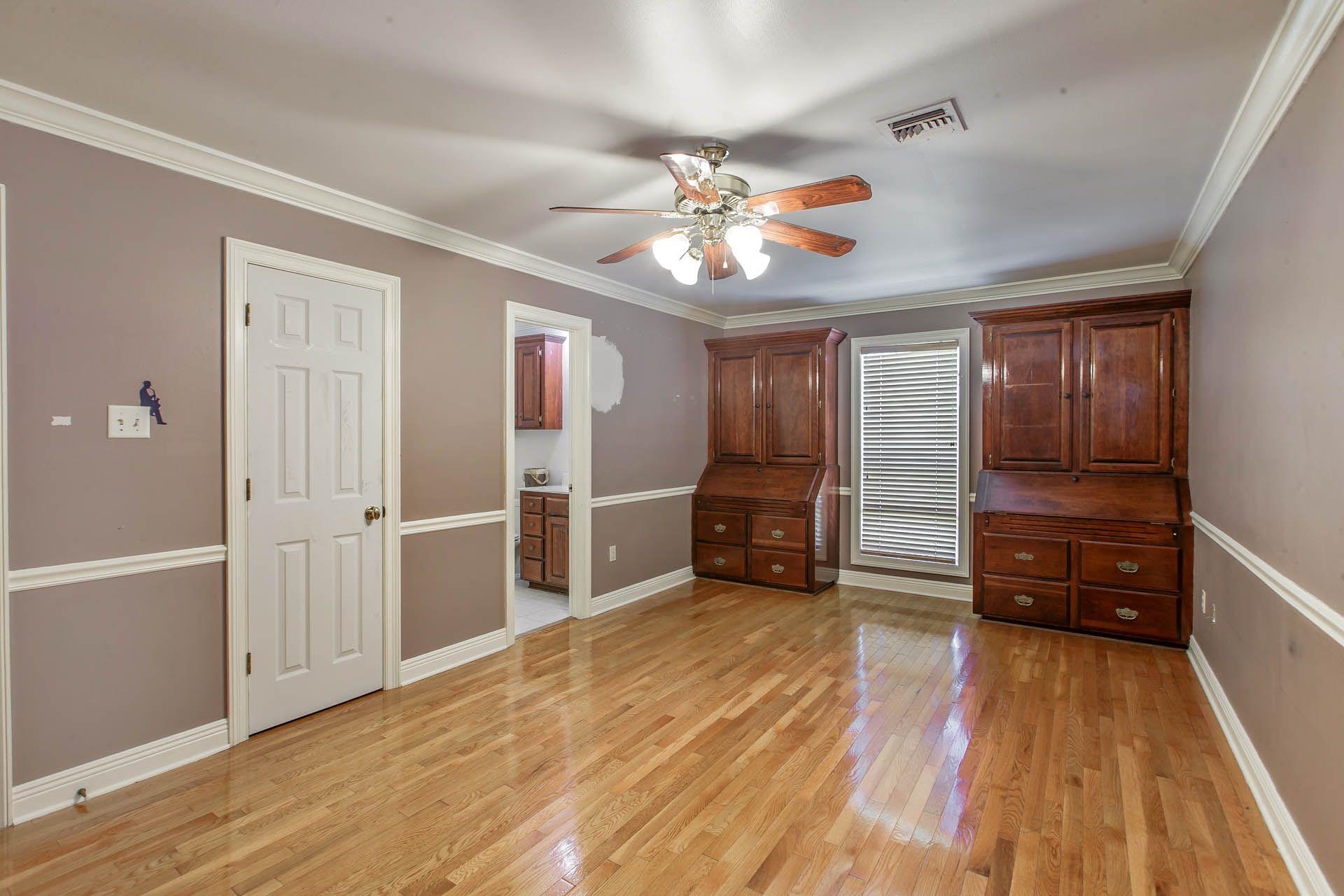 16 Richland Row