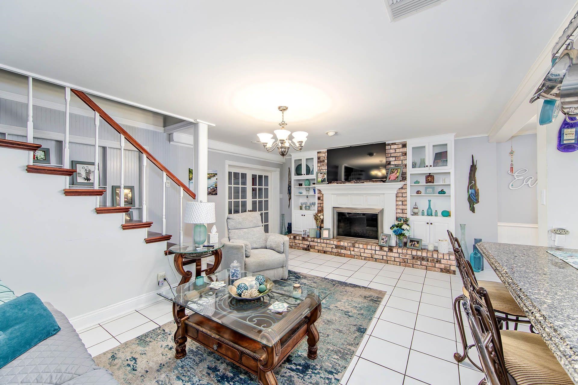 321 Jacobs St.