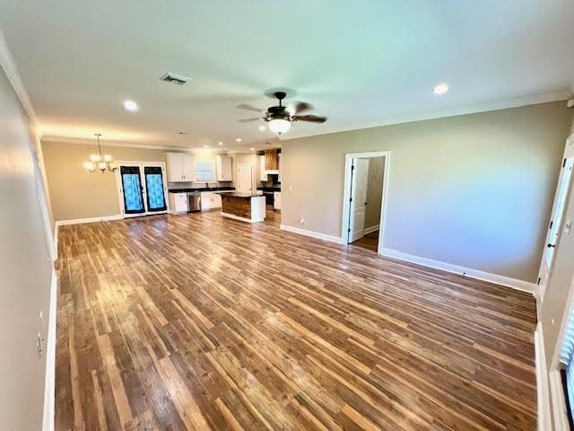 245 N Prairie Rd