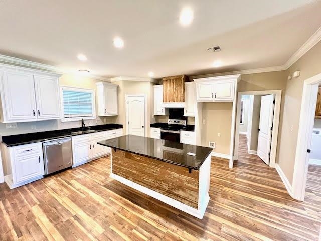 245 N Prairie Rd