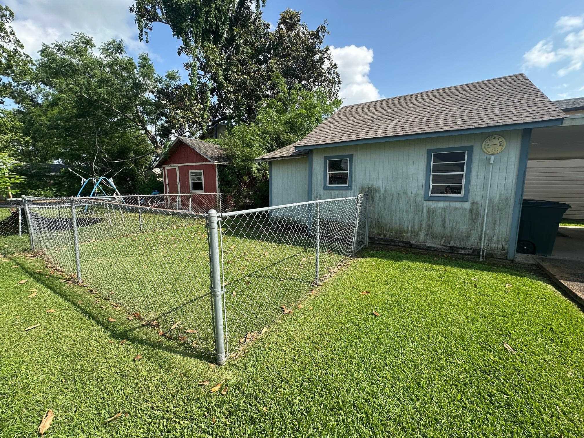 1300 Honduras Street