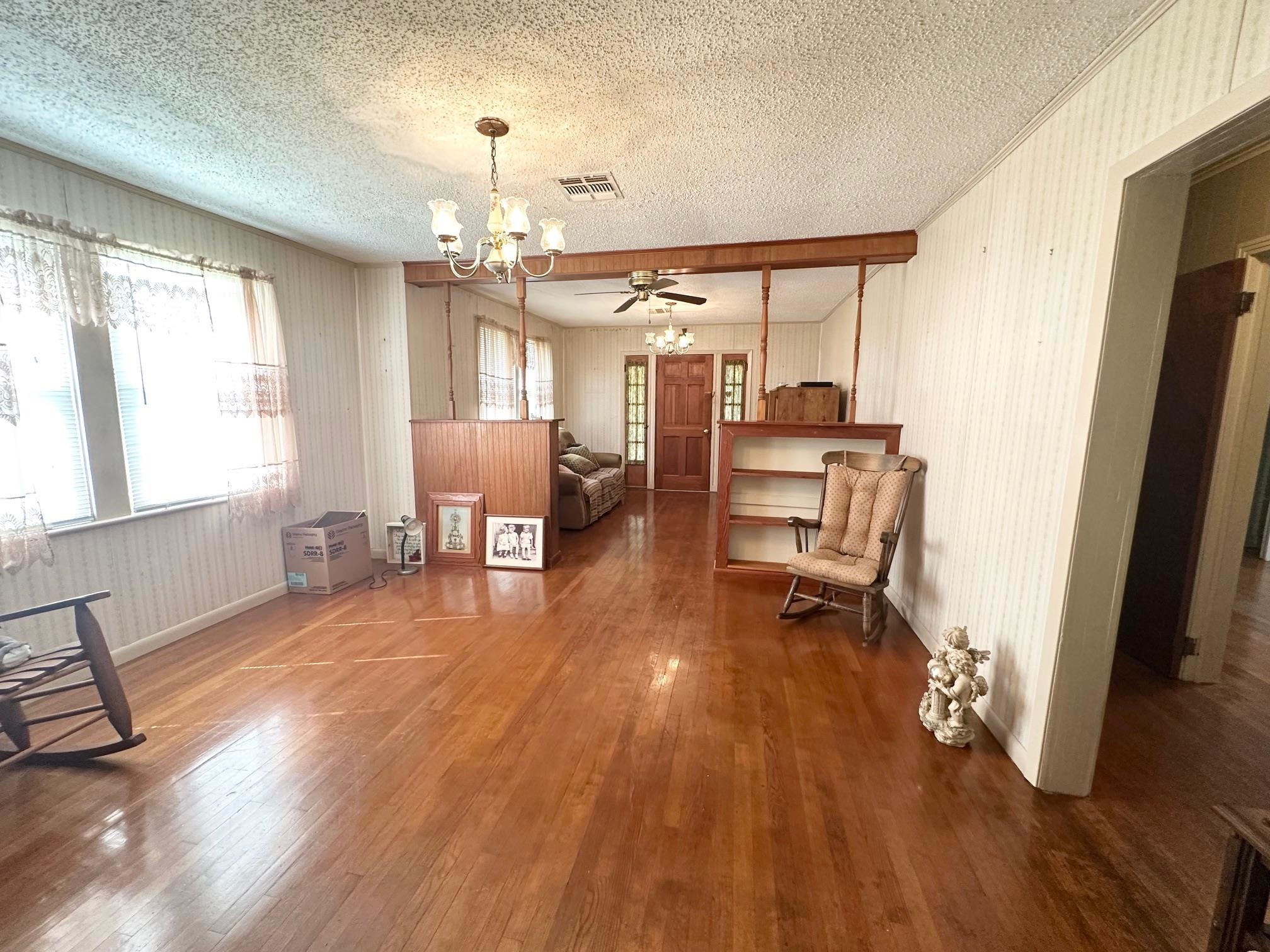 1300 Honduras Street