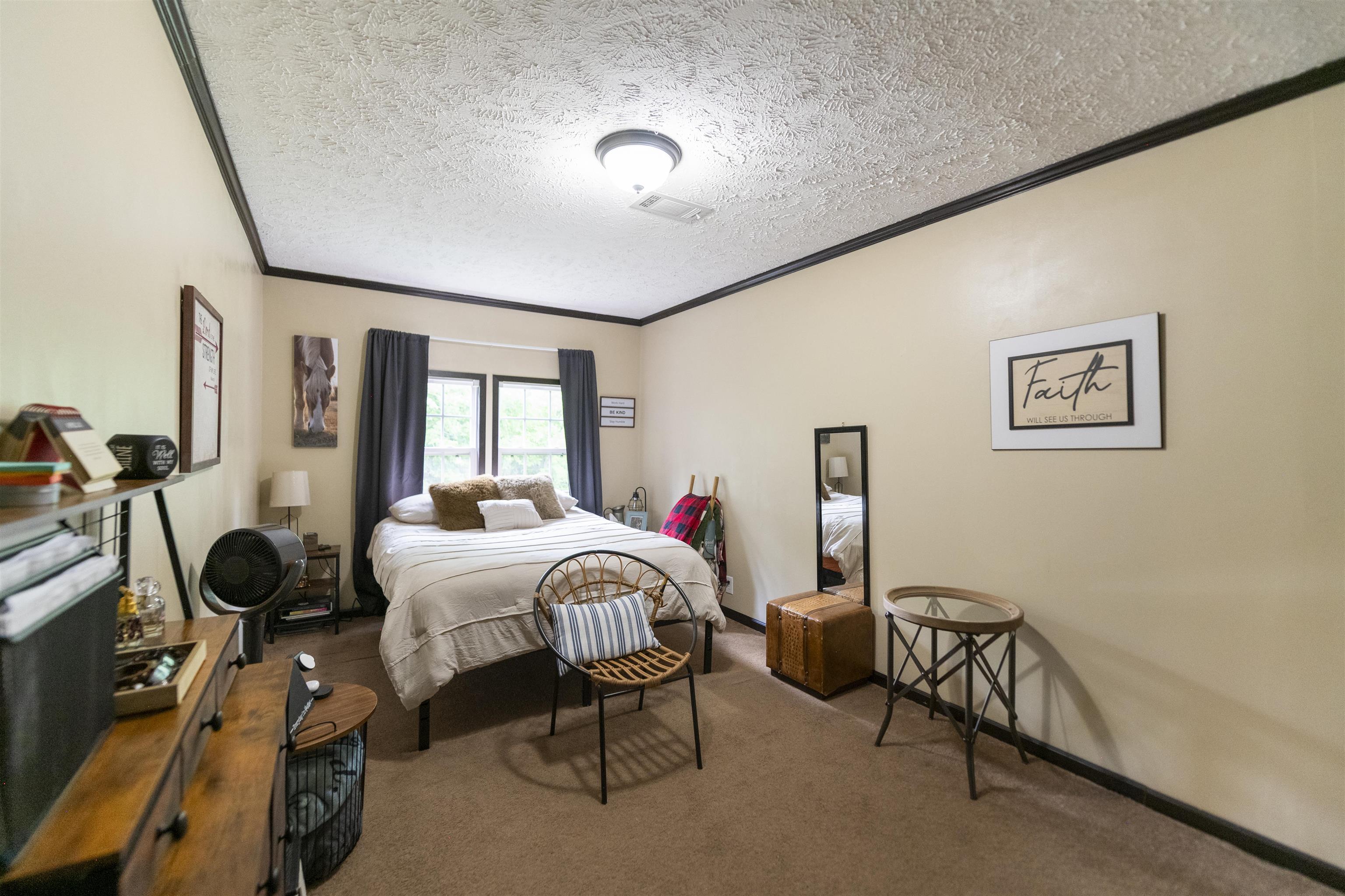 166 Turning Leaf Dr