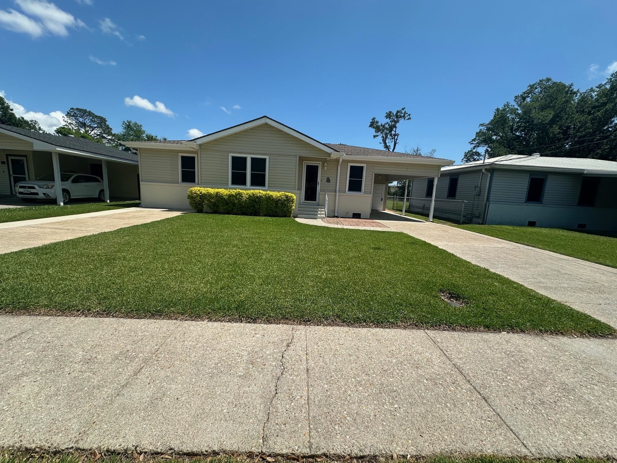 124 Evelyn Avenue