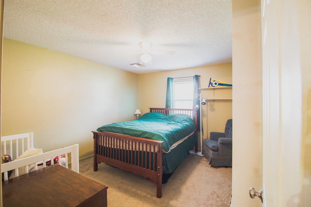 115 Louis Dr