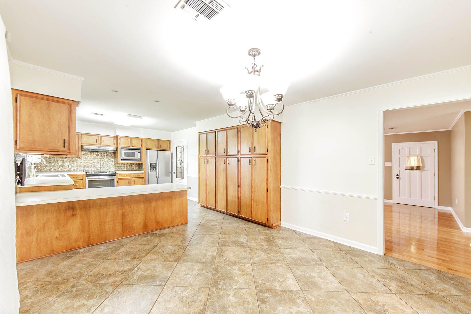 118 Marcello Boulevard