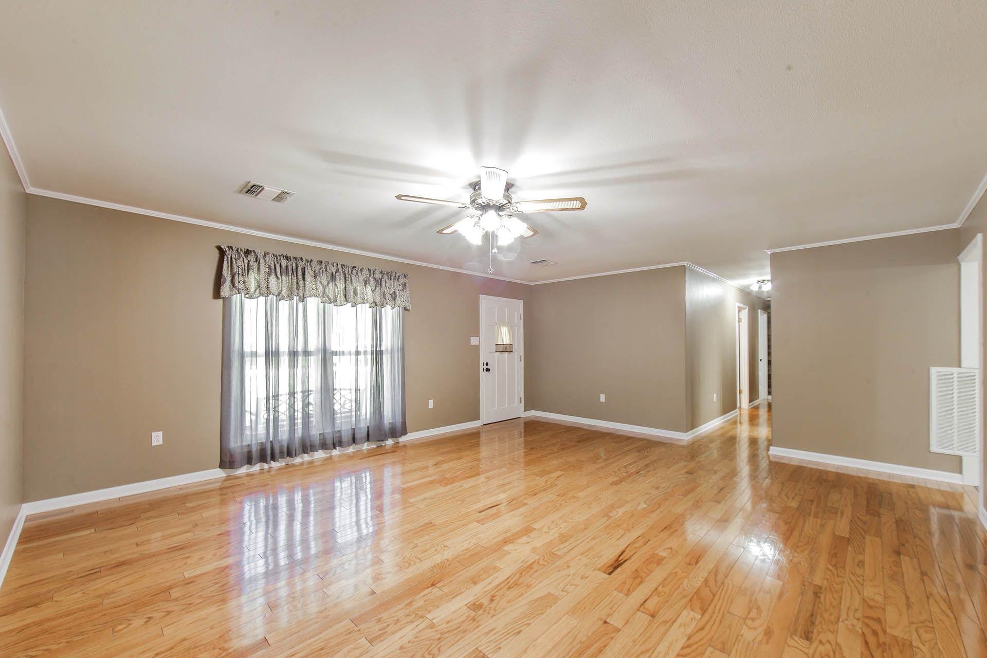 118 Marcello Boulevard