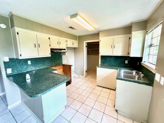 9127 Baronne Dr