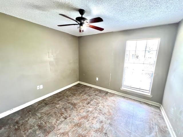 9127 Baronne Dr