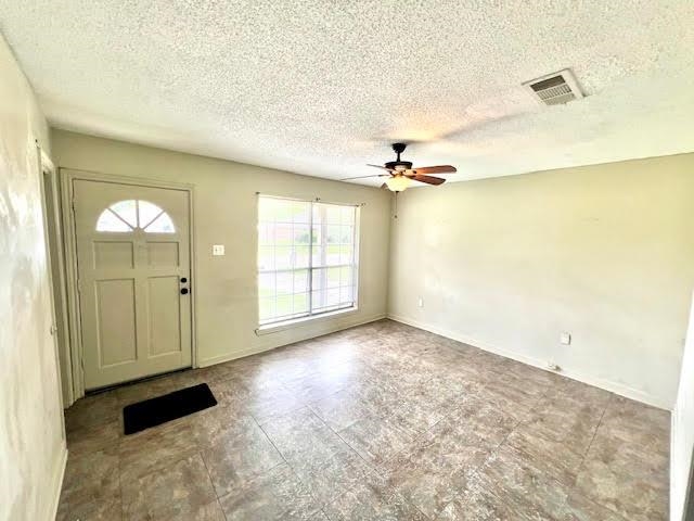 9127 Baronne Dr