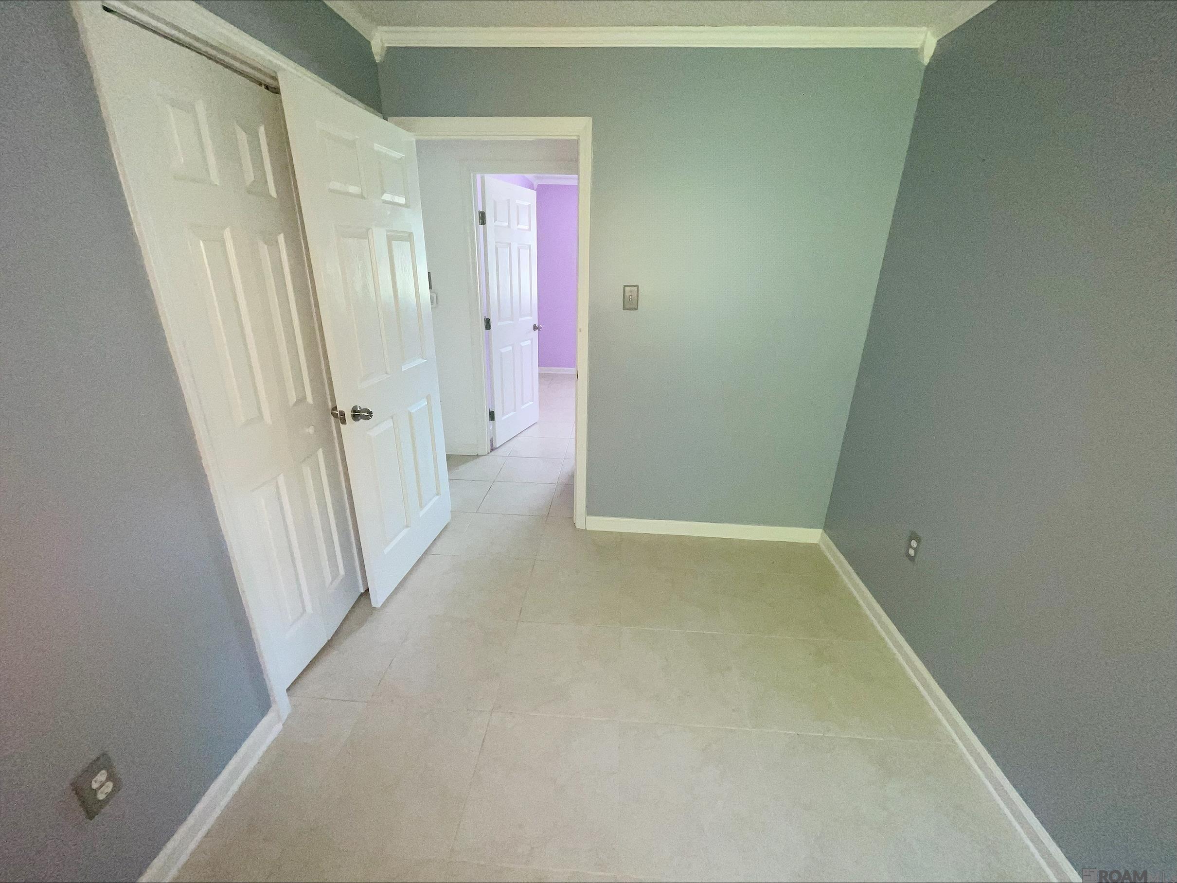 8651 Shadow Spring Blvd