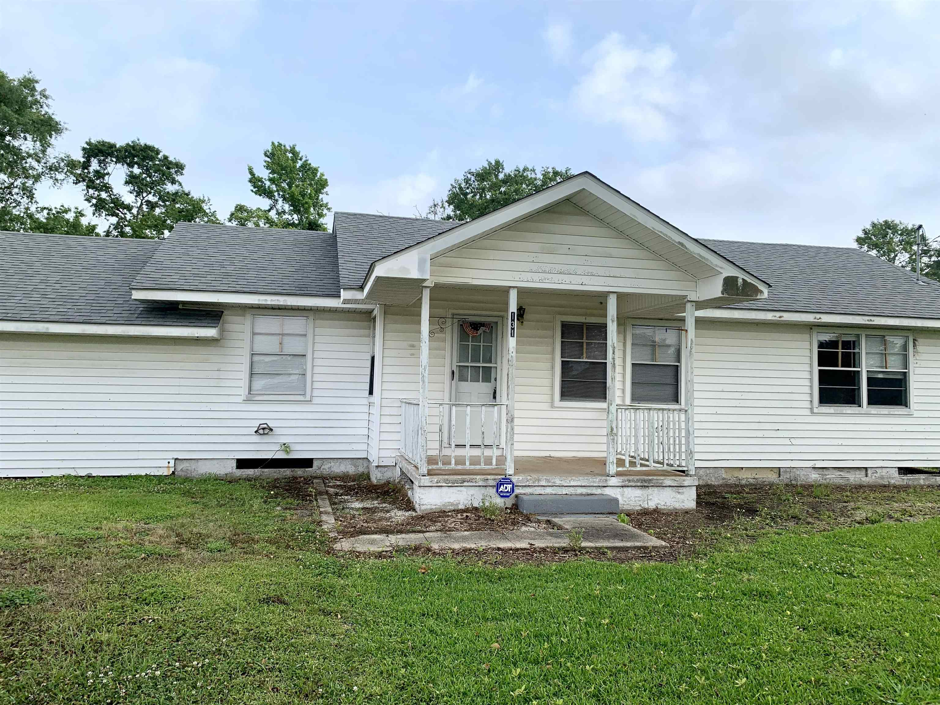 129 Riverview St