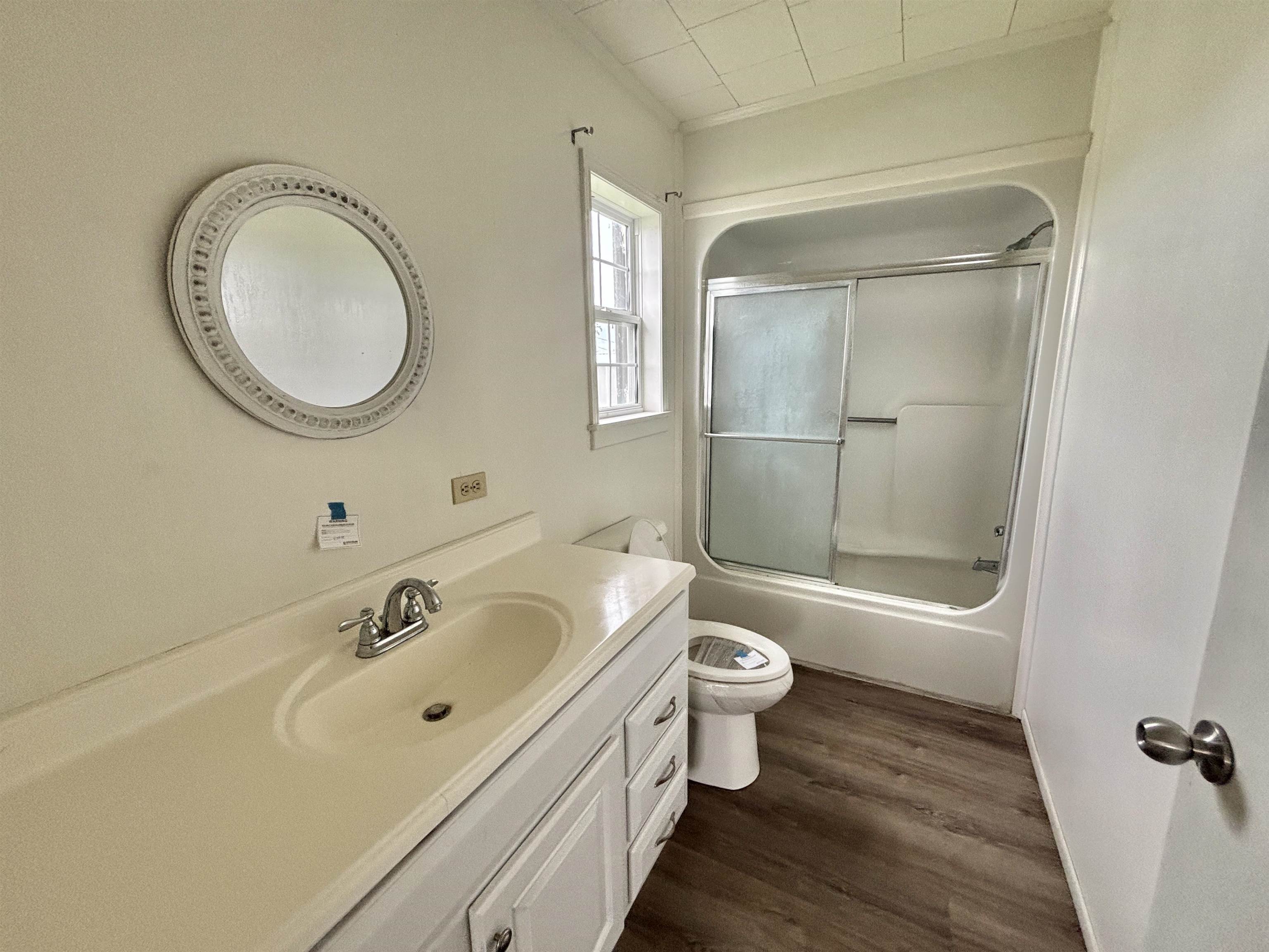 172 East 45th Street