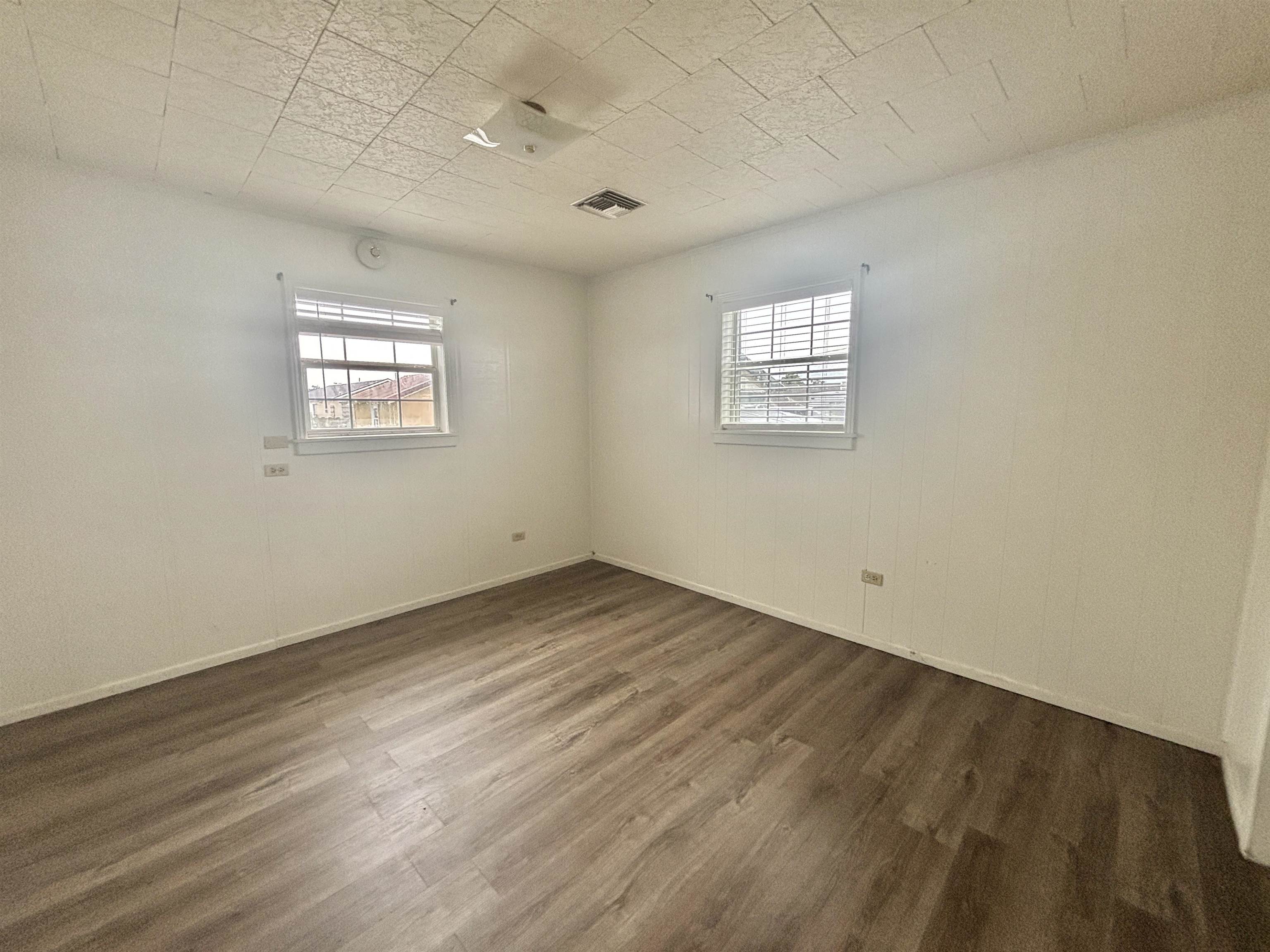 172 East 45th Street