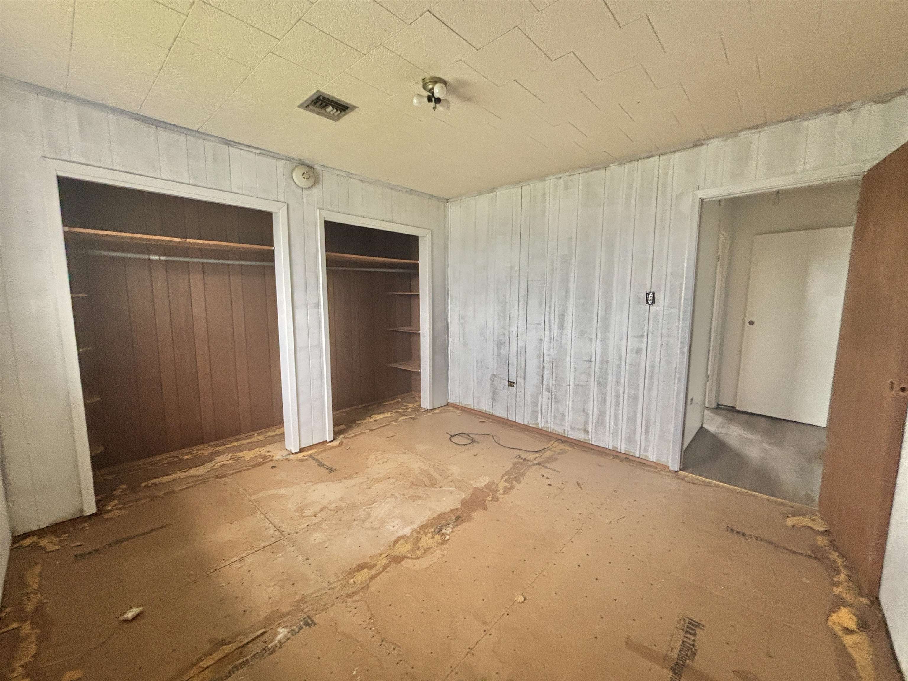 172 East 45th Street