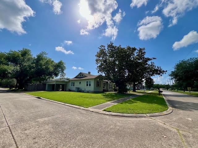 408 Crescent Boulevard