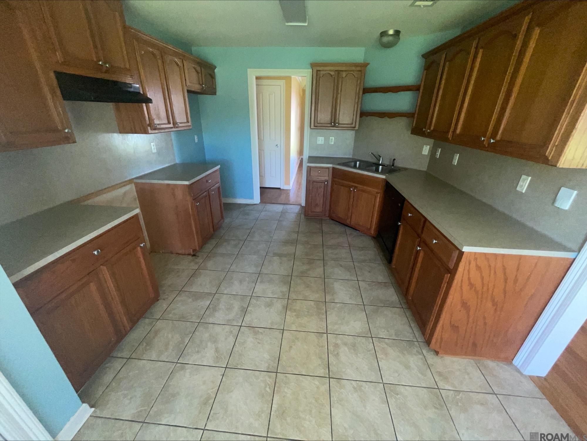 5308 Rue Nicole