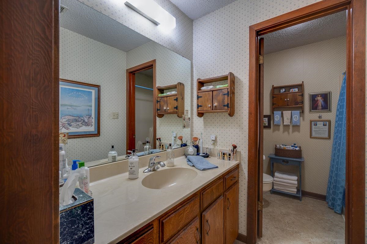 816 Chene Dr
