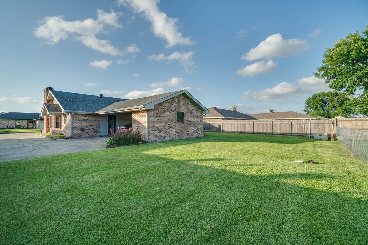 816 Chene Dr