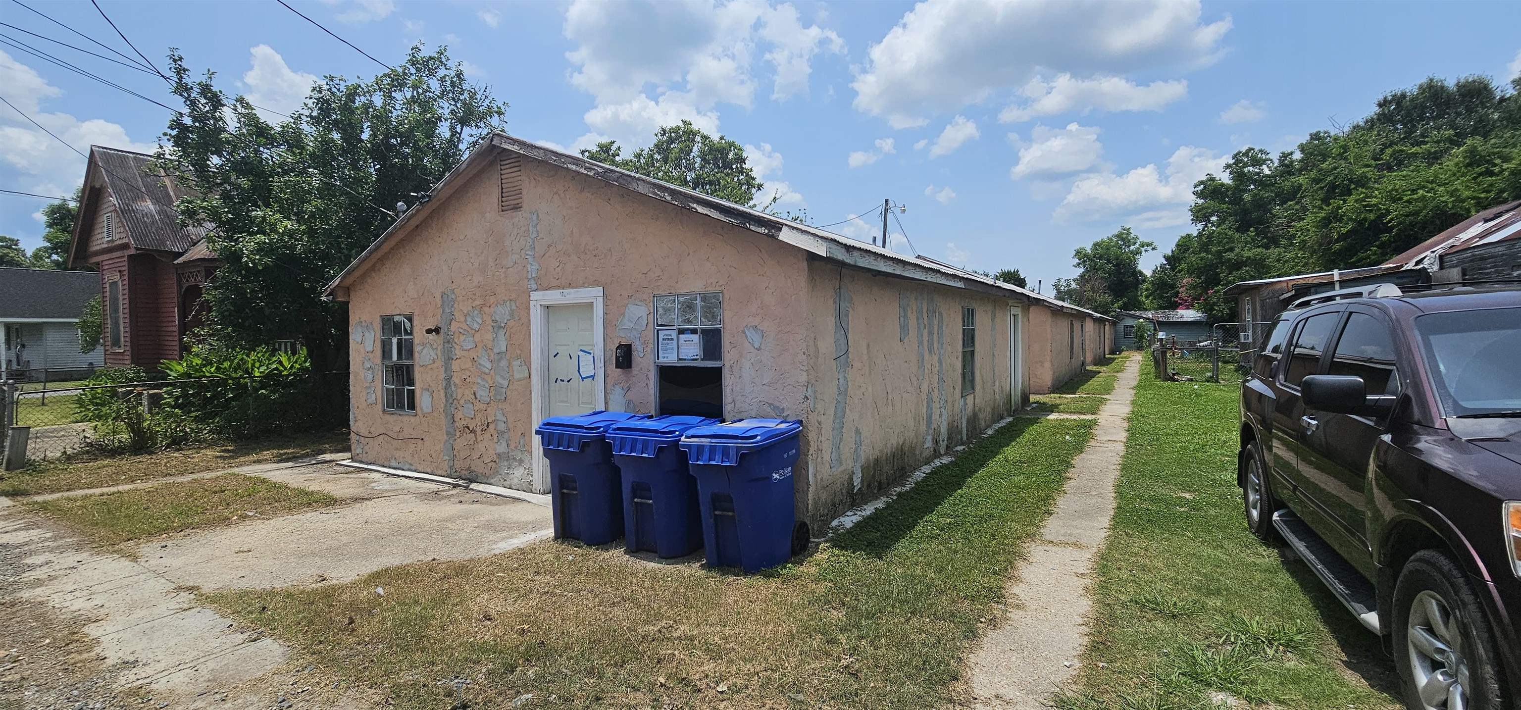 822 Church St
