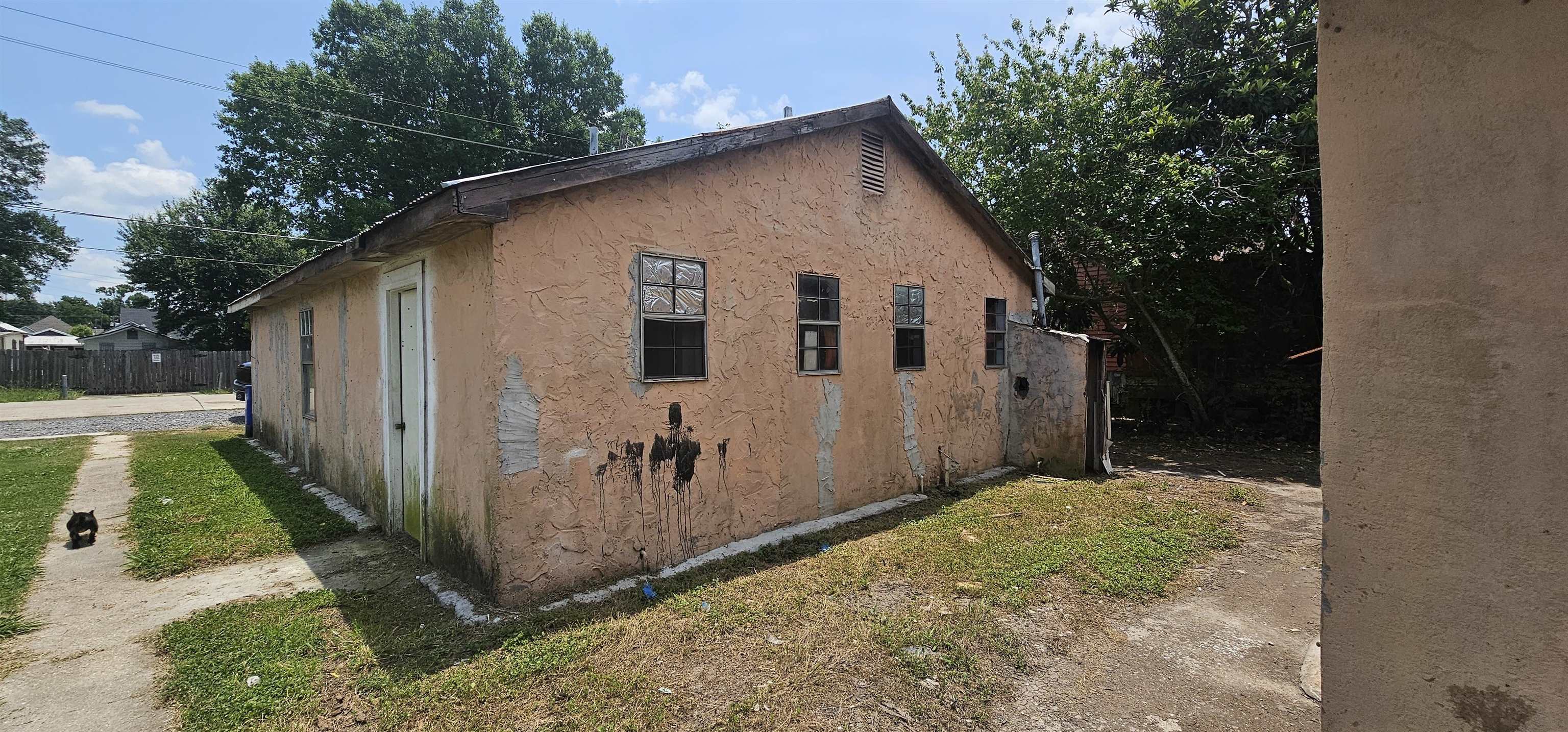 822 Church St