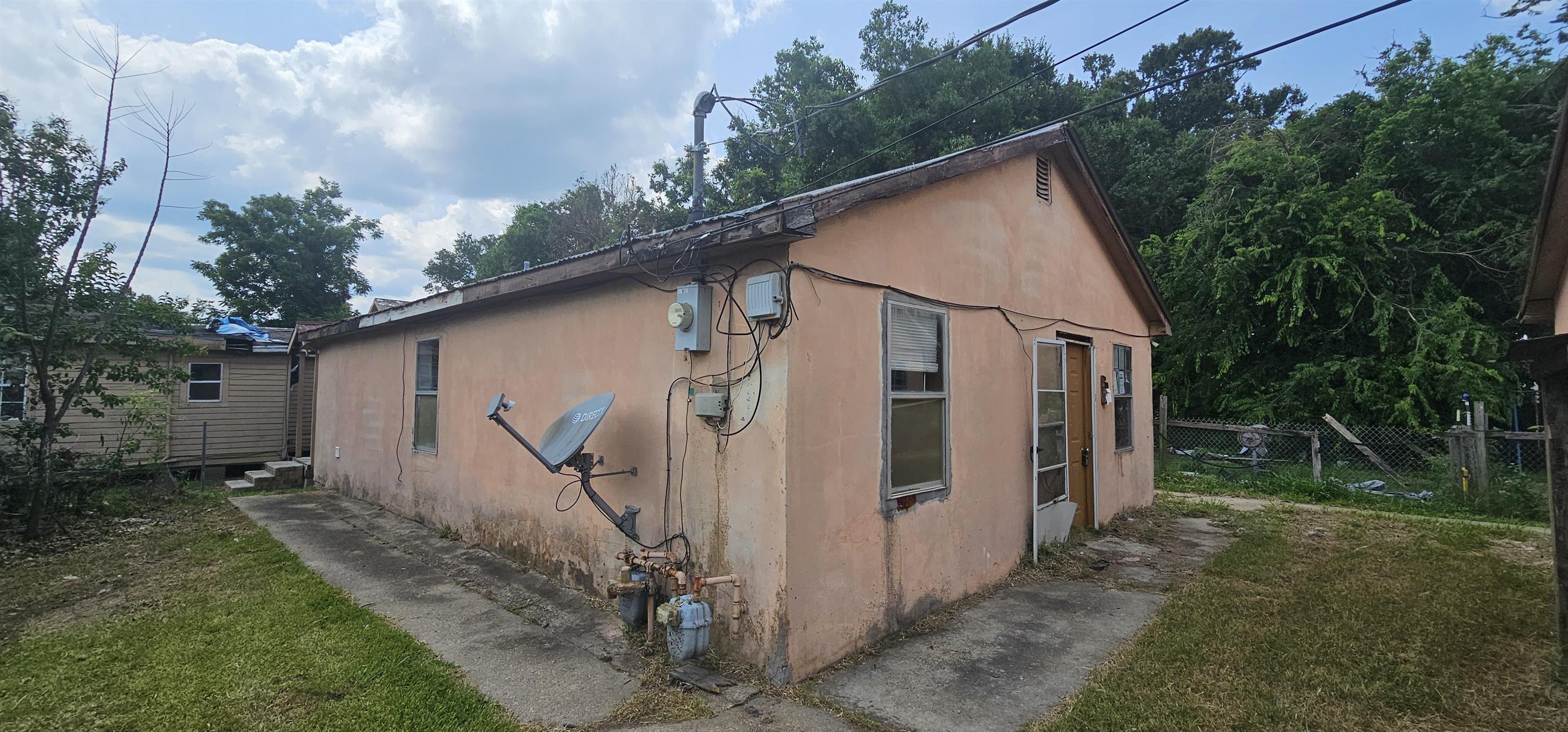822 Church St