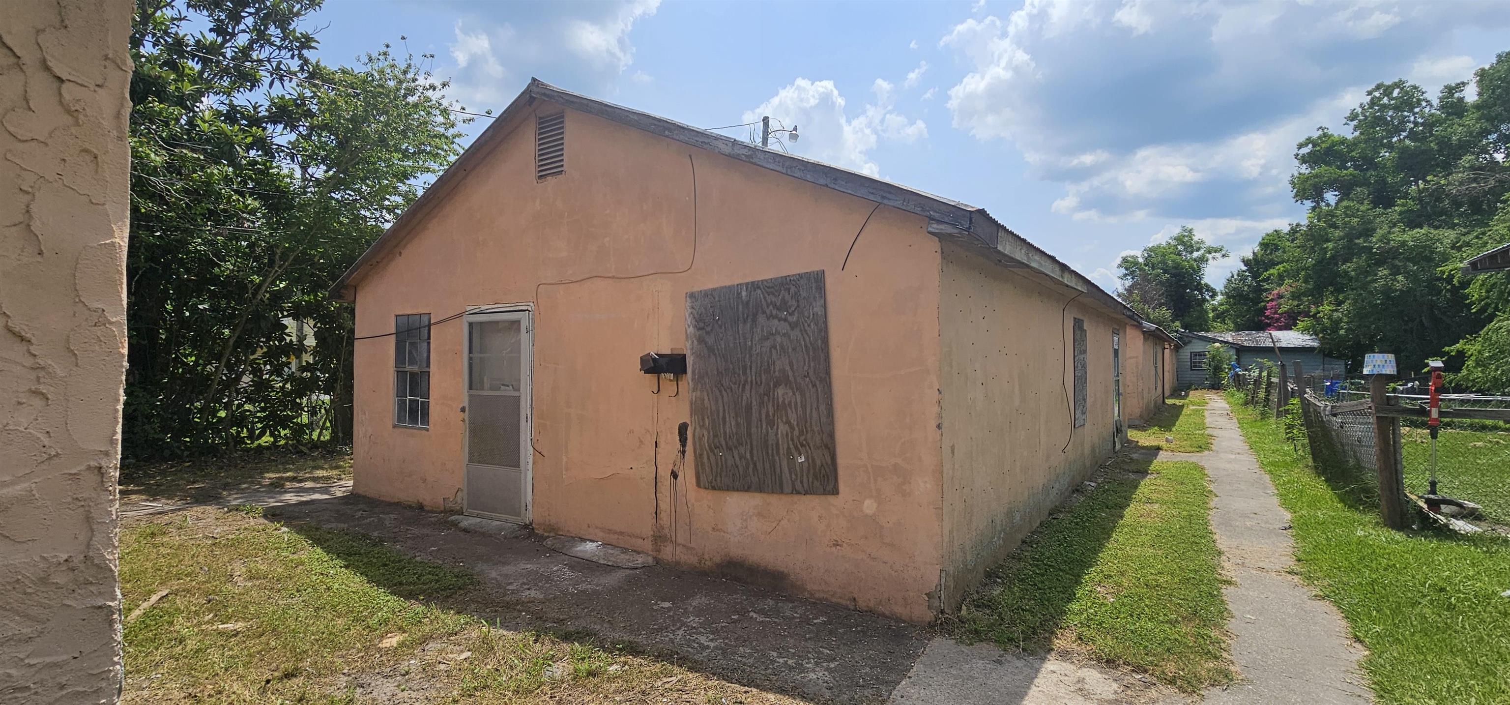 822 Church St