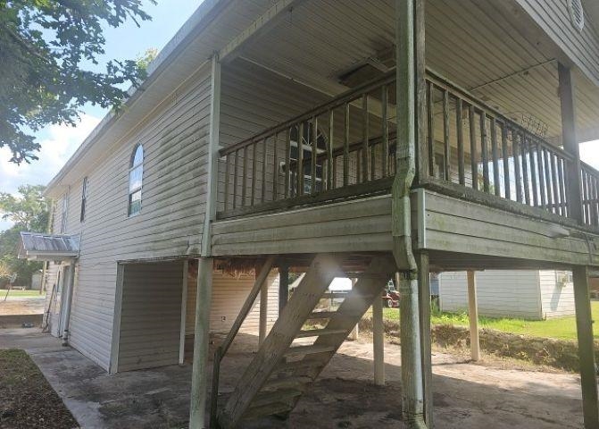 102 Crawfish Dr