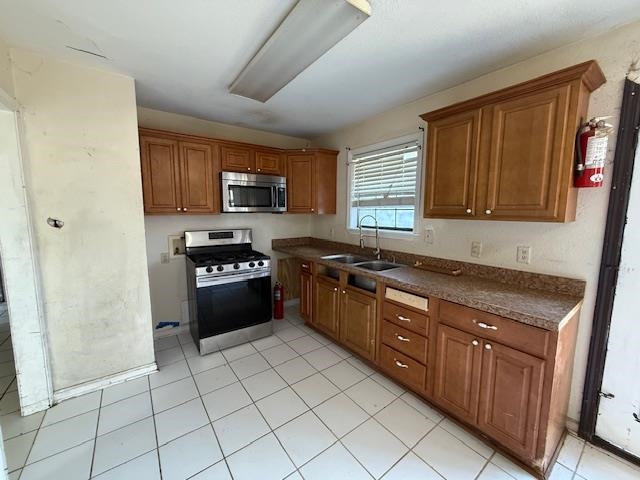 204 Oakshire Dr