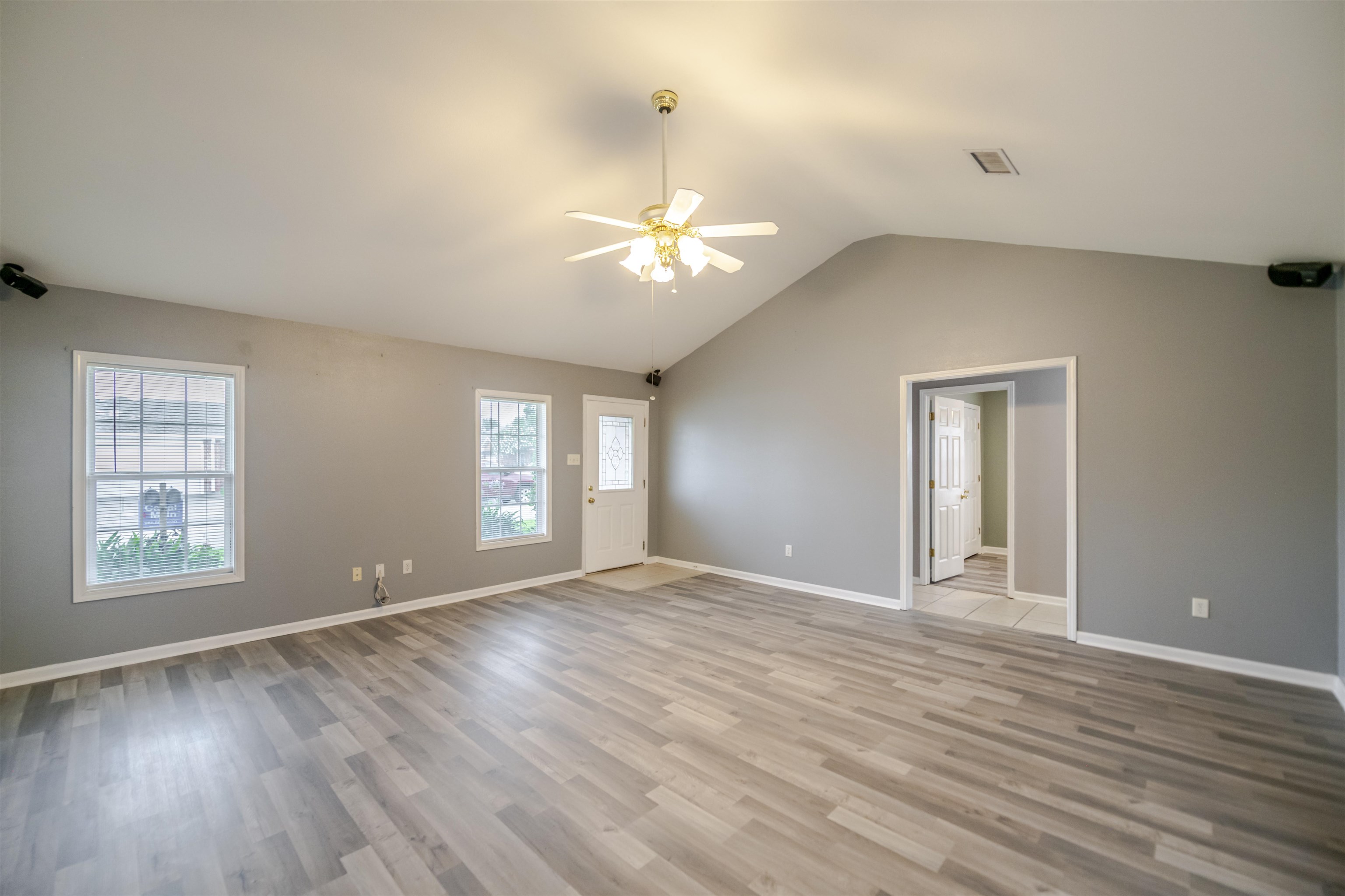 385 Garden View Dr