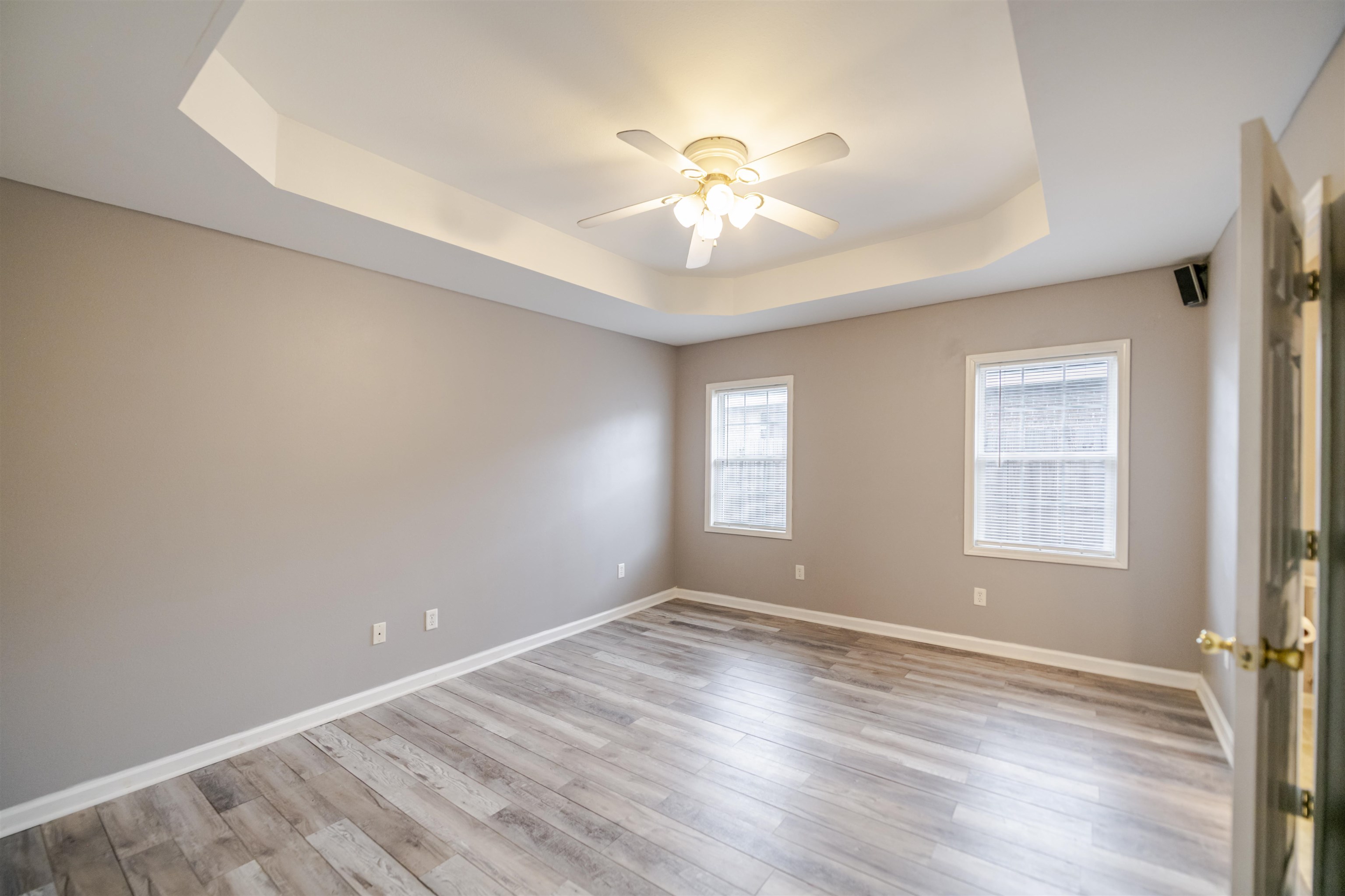 385 Garden View Dr
