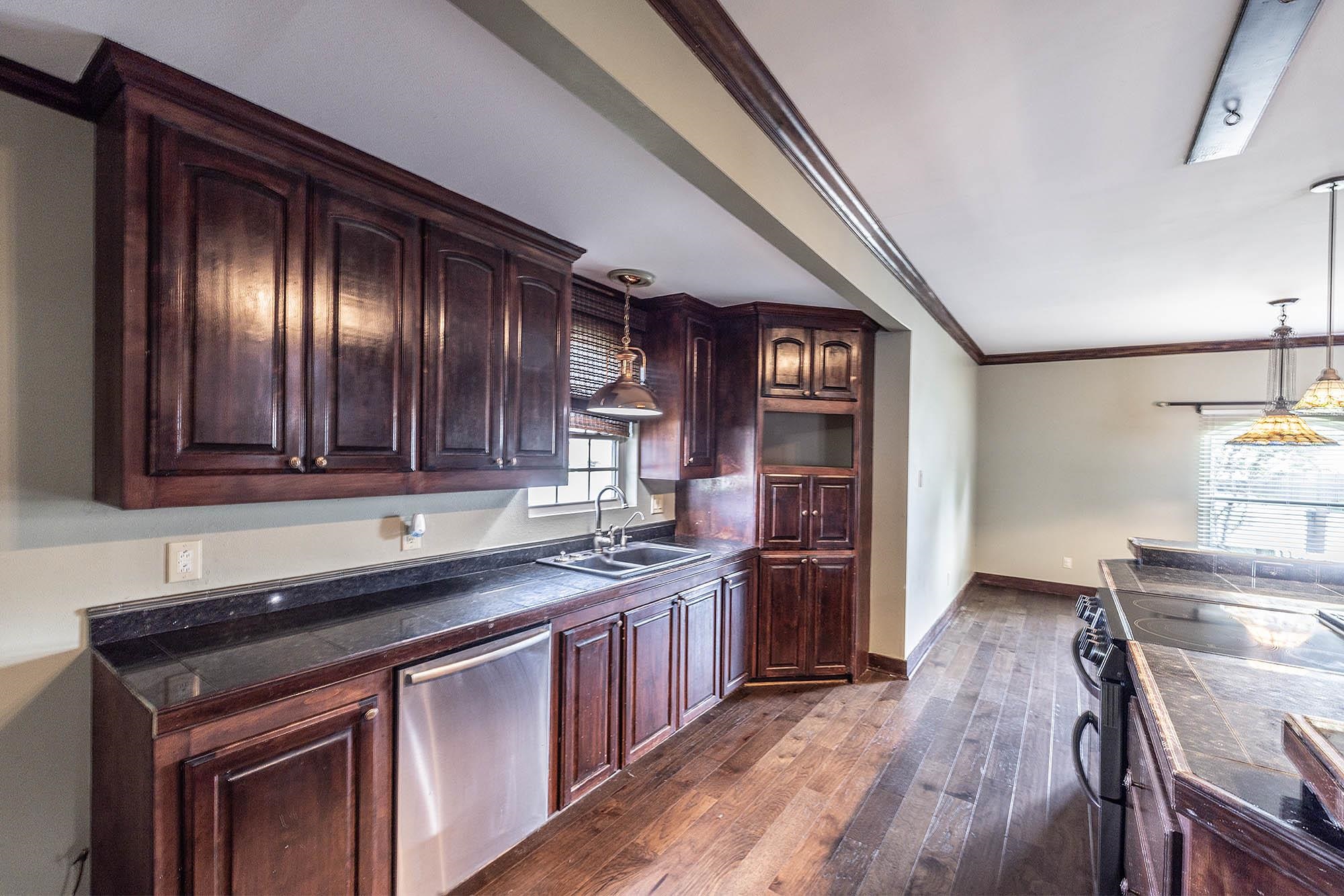 181 Tigerlily Dr
